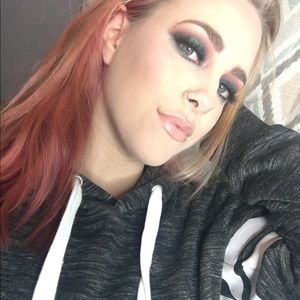 Meet your Posher, Sabrina